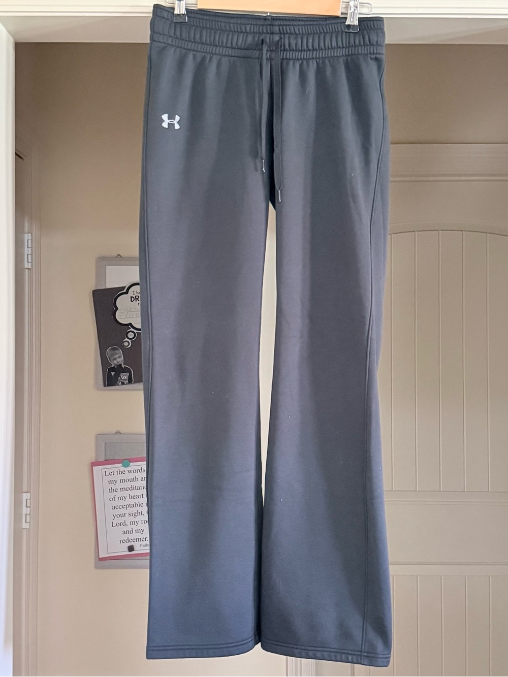 Under Armour Women’s Black Jogger Sweatpants with Logo